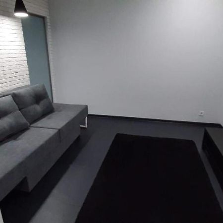 Modern Apartment In The Center Of Town Кишинёв Экстерьер фото