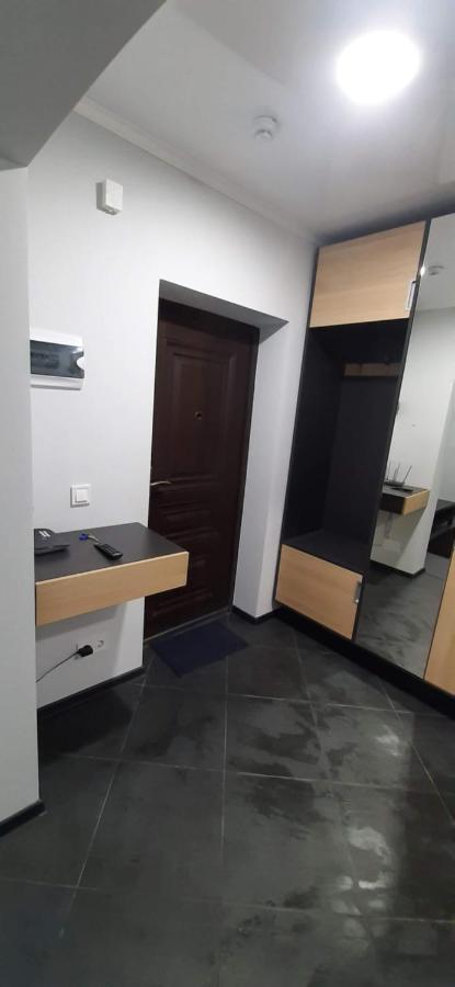Modern Apartment In The Center Of Town Кишинёв Экстерьер фото
