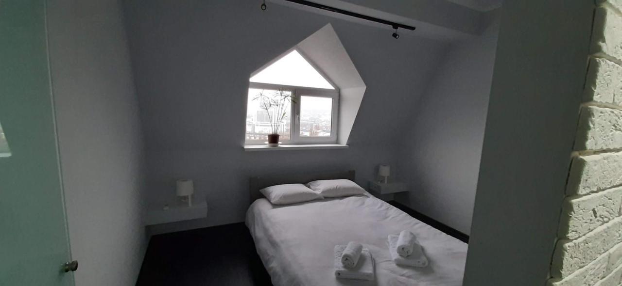 Modern Apartment In The Center Of Town Кишинёв Экстерьер фото